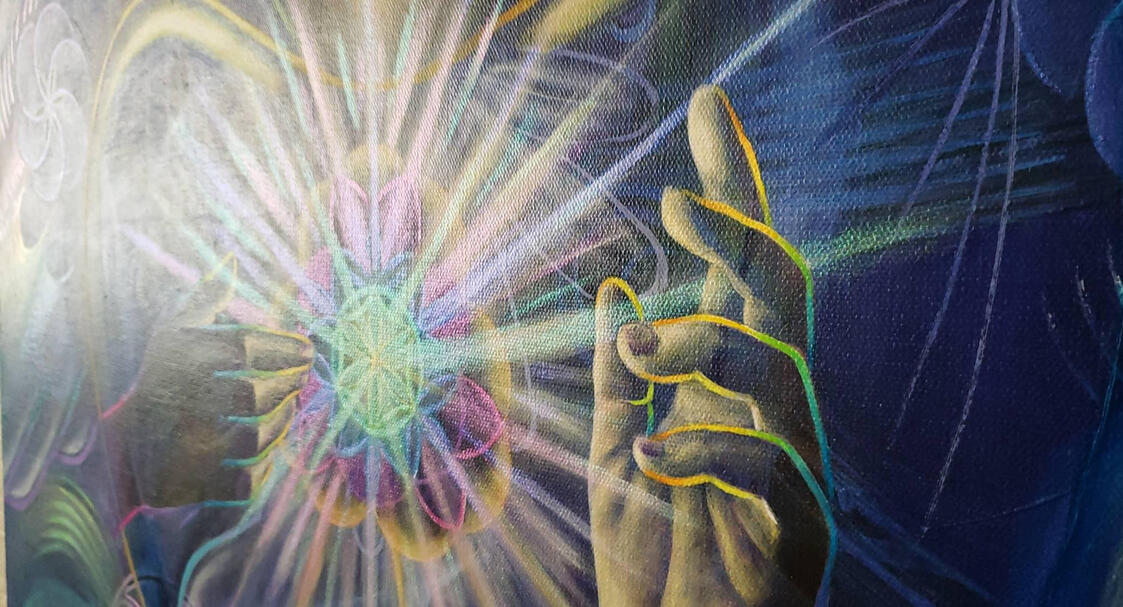 Seraphibonacci iridescent paint detail